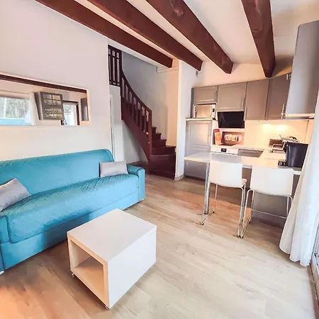 Charmante Climatisee Avec Piscine Et Parking Au Calme - Fr-1-607-158 *