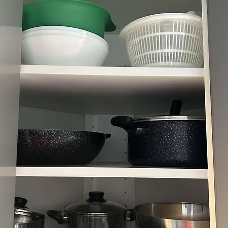 Charmante Climatisee Avec Piscine Et Parking Au Calme - Fr-1-607-158