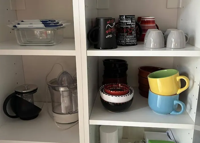 Appartement Charmante Climatisée Avec Piscine, Parking Privé Et Proche Plage, Idéale Pour Au Calme - Fr-1-607-158 *